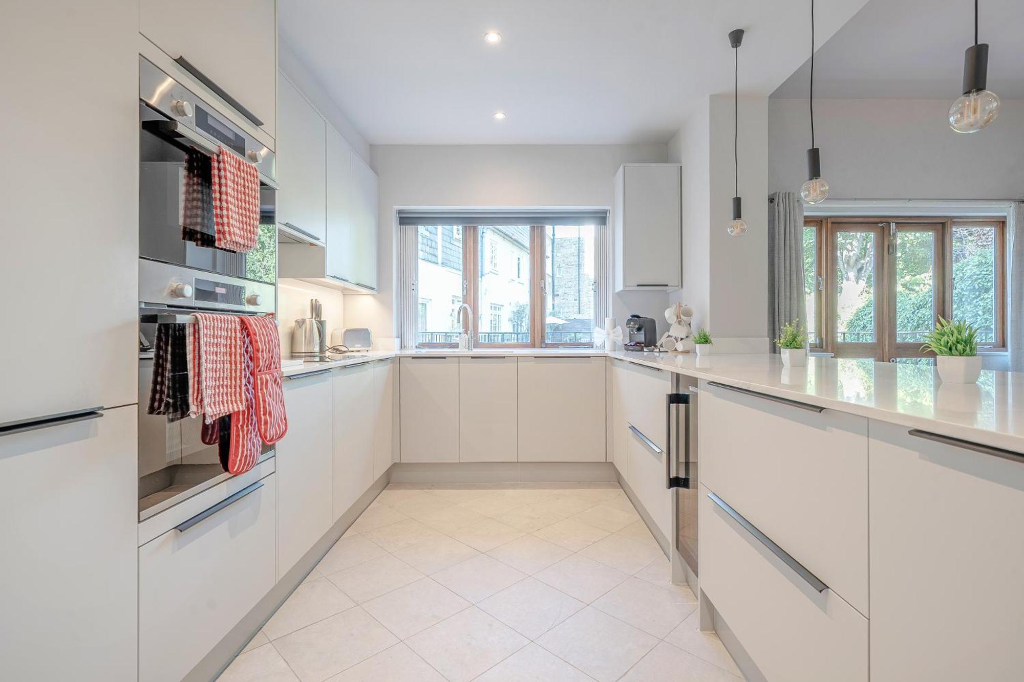 Hébergement de vacances Luxurious 4 Bedroom In Kensington Londres